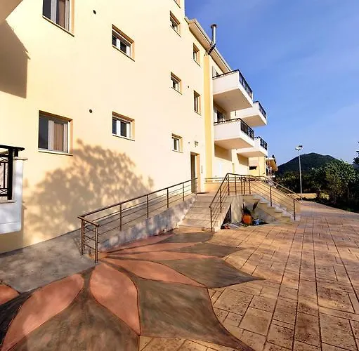 Dionysos Luxury Apartman Nidrí